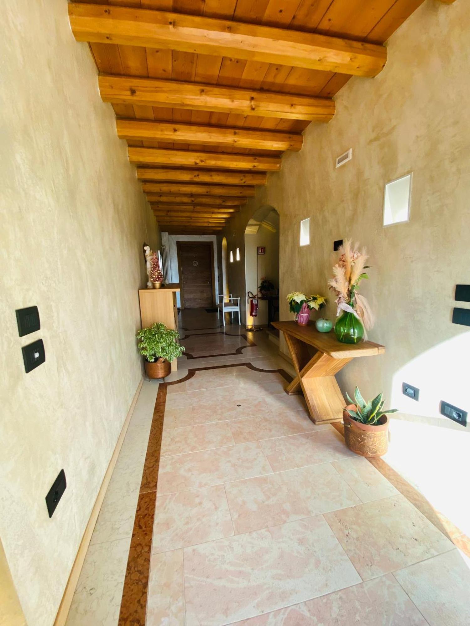 Petite Pomme Hotel Romano D'Ezzelino Exterior photo